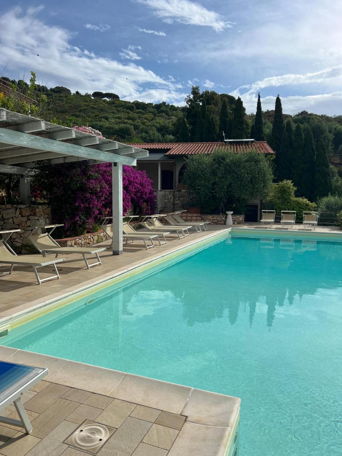 Residence Le Solane Marina di Campo Exterior photo